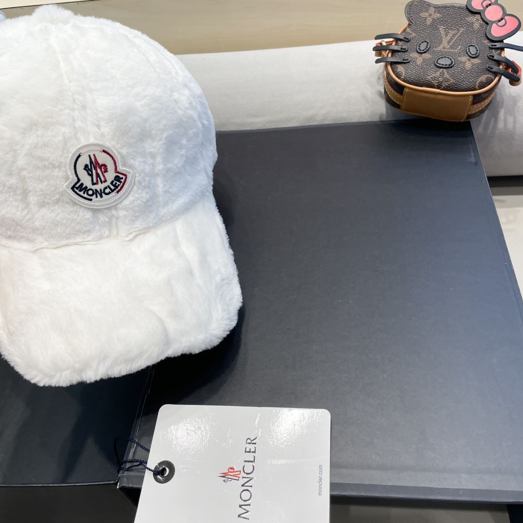 Moncler Caps